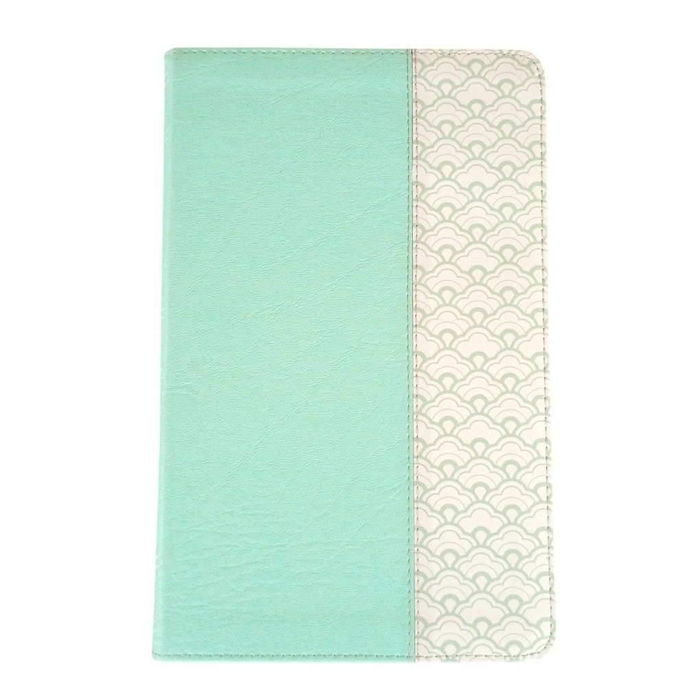 Holman HCSB Ultrathin Reference Bible Mint Green LeatherTouch Indexed